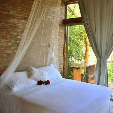 Sitio Buraco Fundo Hotel Vale Verde Kültér fotó